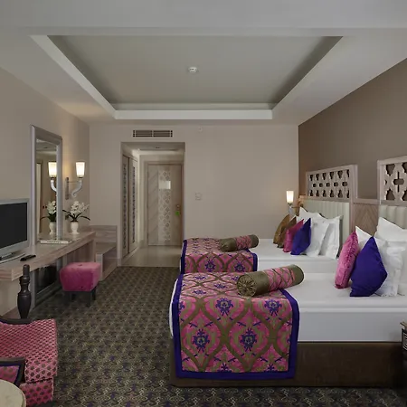 Royal Alhambra Palace Resort 5*