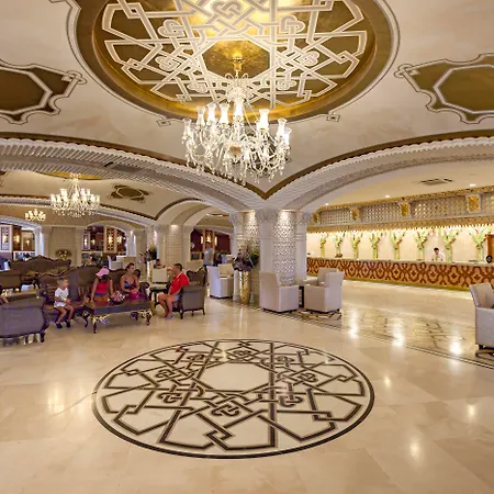 Royal Alhambra Palace 5*