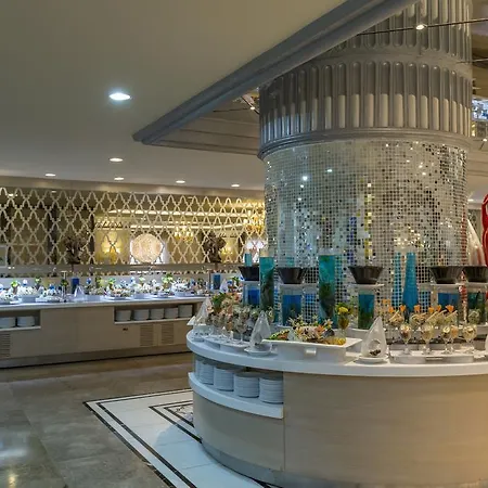 Resort Royal Alhambra Palace 5*